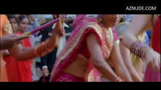TAMANNA BHATIA nude in Siruthai