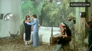 EDWIGE FENECH nude in La pretora