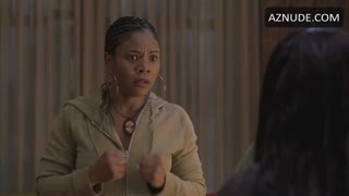 REGINA HALL nude in Scary Movie 3
