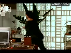 ALESSANDRA NEGRINI nude in Sexo, Amor e Traicao