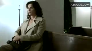 TINA HOLMES nude in Six Feet Under