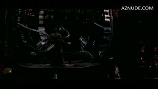 KIRSTEN DUNST nude in Spider-Man 2