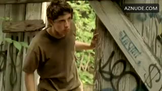 SHIRI APPLEBY nude in Undertow