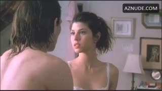 MARISA TOMEI nude in Untamed Heart