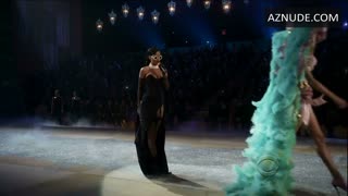 RIHANNA nude in The Victoria