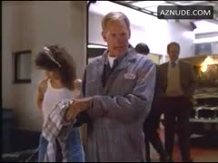 LINDA FIORENTINO nude in Vision Quest