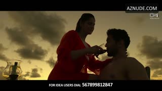 ZARINE KHAN nude in Aksar 2