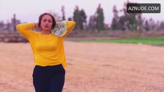LAYLA OLWI nude in Al Ma Wal Khodra Wal Wajh Al Hassan