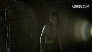 BLANCA SUAREZ nude in El Bar